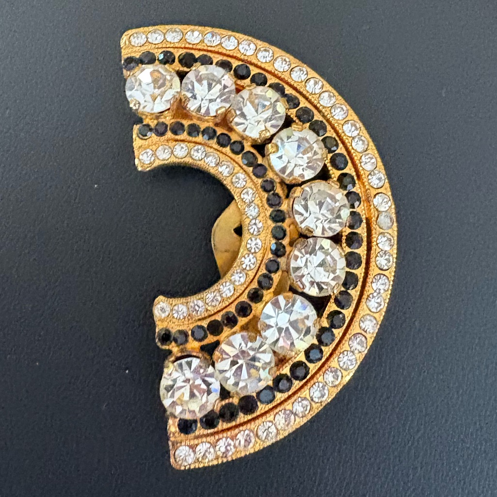 Valentino Night Single Clip On Vintage Earring Gold Rhinestones Rare 72$